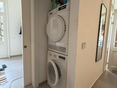 Dzielnica mieszkaniowa Charmant appartement de 3 pieces dans un immeuble historique rue montefiore