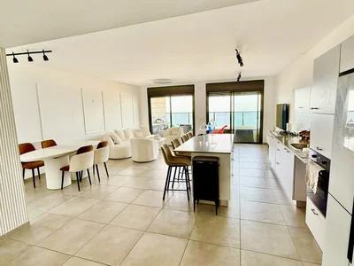 Quartier résidentiel Haut standing, luxueux, face a la mer, vue sur la mer, a ne pas manquer !