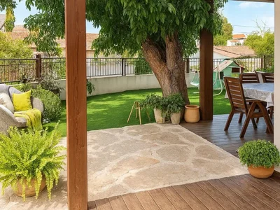 Quartier résidentiel Une exclusivité exceptionnelle : une splendide maison de plain-pied au centre-ville et au calme !