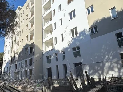 Apartamentowiec Mali i Robit 