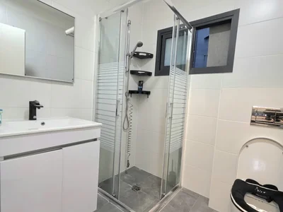 Residential quarter A vendre superbe appartement 4 pieces en deuxieme ligne de mer avec vue mer