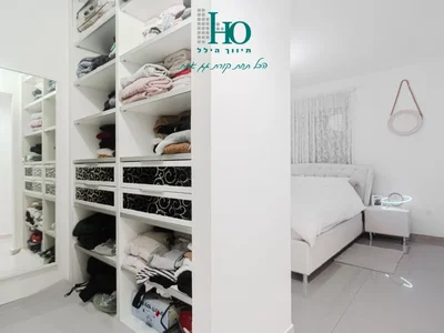 Жилой квартал Magnifique appartement 5 pieces transforme en 4 pieces spacieux