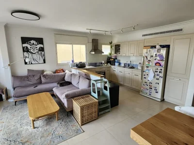 Dzielnica mieszkaniowa Rehov nachmani coeur historique de tel aviv superbe appartement renove