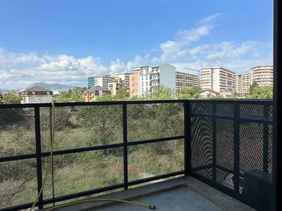 Wohnviertel Stan 53 m² na Izdavanje – Krivi Most, Podgorica