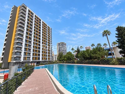 Complejo residencial New 1+1 apartment in Tece, Mersin, with household appliances and sea view
