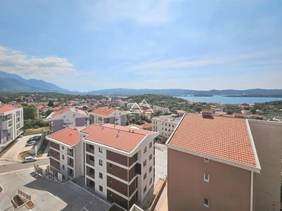 Complexe résidentiel Apartments in a new building with a pool in Tivat