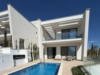 Villa Villa v komplekse Royal Bay Resort Pafos Kipr
