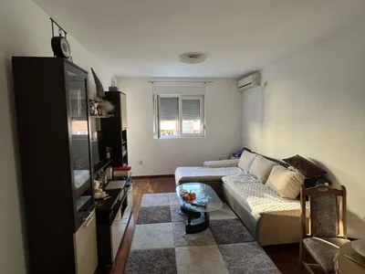 Barrio residencial Stan 45 m² na Prodaju – Stari Aerodrom, Podgorica