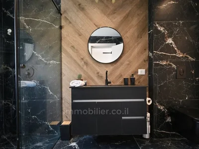 Dzielnica mieszkaniowa Appartement jardin unique avec piscine privEe et parking