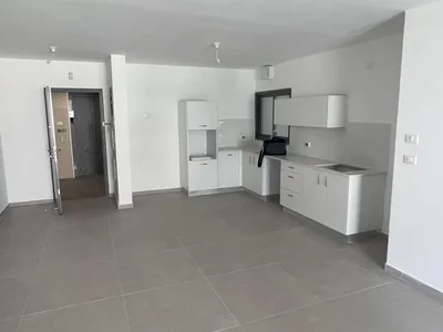 Dzielnica mieszkaniowa Bonne occasion a ne pas rater 6 pieces a louer proche de toutes commodites parc hanahal bersheva