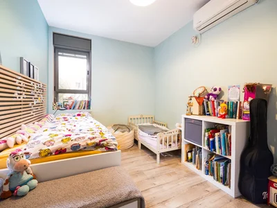 Residential quarter Kiryat menachem tama 382