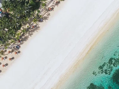 Complejo residencial First-class residential complex of buy-to-let apartments on the oceanfront in Nusa Dua, Bali, Indonesia