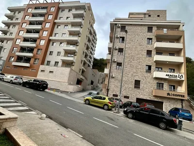 Apartamentowiec Apartment for sale in a popular place in Budva