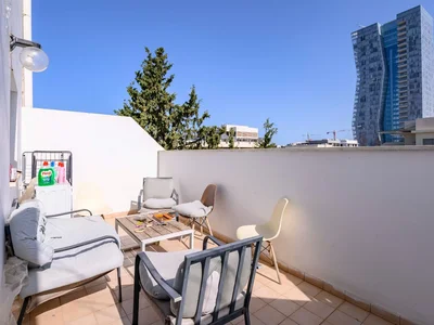 Quartier résidentiel Superbe duplex dizengoff ben gurion mamad et ascenseur