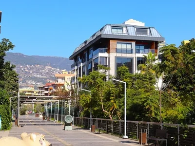 Zespół mieszkaniowy Furnished 1+1 apartment in the center of Alanya for residence permit.