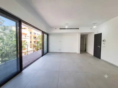 Residential quarter A deux pas de la place dizengoff appartement neuf rue bar kochba