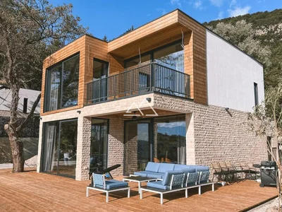 Residential complex Villa complex in the suburbs of Tivat