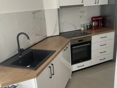 Wohnviertel Stan 45 m² na Izdavanje – Zagorič, Podgorica
