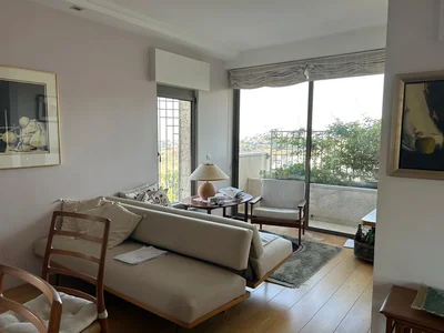 Quartier résidentiel À vendre – penthouse à arnona, rue kfar etzion