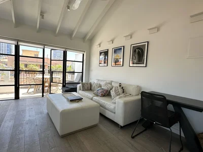 Wohnviertel Neve tzedek appartement magnifique et renove avec terrasse calme lumineux spacieux proche de la mer A ne pas manquer
