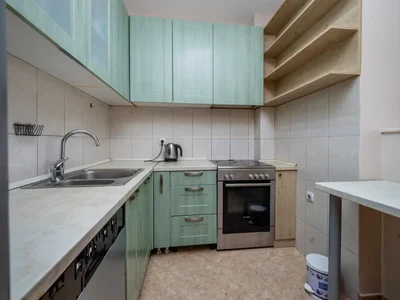 Wohnviertel Stan 70 m² na Prodaju – Centar, Cetinje