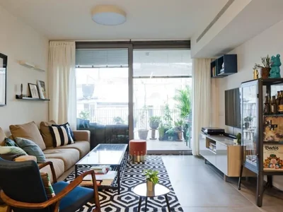 Жилой квартал Bonne occasion a ne pas rater ideal pied a terre joli 3 pieces entierement renove a vendre au coeur de la ville levontin tel aviv