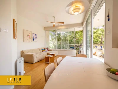 Жилой квартал Superbe 4 pieces renove a bavli devant le parc