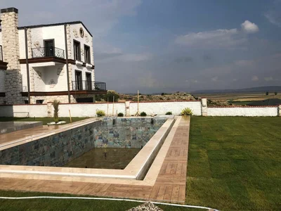 Villa 4+1 Villa in İzmir