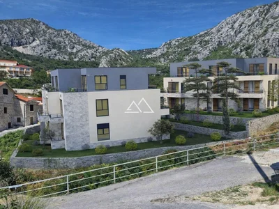 Wohnanlage Residential complex with sea view in Orahovac