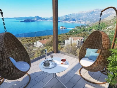 Hütte Kuća 114 m² na Prodaju – Centar, Budva