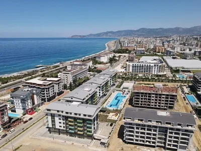 Zespół mieszkaniowy Furnished apartment 1+1 100 meters from the sea in the Konak Terrace complex.