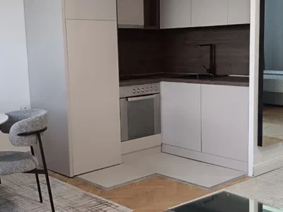 Quartier résidentiel Dvosoban stan, Preko Morace, Izdavanje