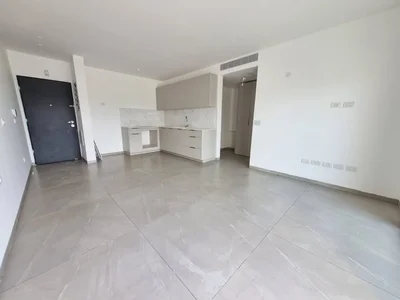 Dzielnica mieszkaniowa NouveautE sur le marchE 2 pieces avec balcon souccah a mekor haim