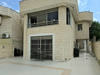 Barrio residencial A ne pas manquer grande villa de 7 pieces a vendre 1ere ligne de mer youd alef ashdod