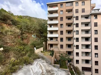Apartamentowiec Apartment for sale in a popular place in Budva