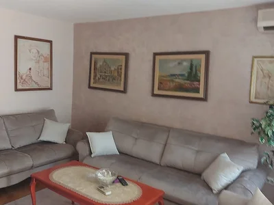 Wohnviertel Stan 86 m² na Prodaju – Zabjelo, Podgorica