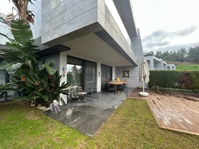 Villa Three bedroom villa with sea and castle views in the center of Bodrum.