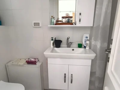 Quartier résidentiel Appartement de charme a vendre a nahlaot , avec propriété du toit- jerusalem immobilier 026786595