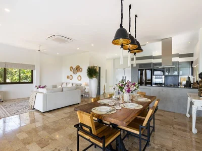 Wohnanlage Three-storey villa with a swimming pool and a separate studio, Samui, Thailand
