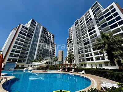 Complexe résidentiel Appartements 1+1 prêts à emménager à Mezitli, Mersin dans un complexe avec piscine et infrastructures