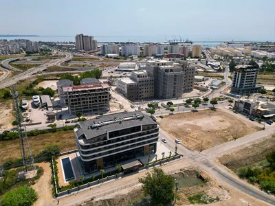 Apartamentowiec Apartamenty z Widokiem na Góry i Basenem w Antalyi Konyaaltı