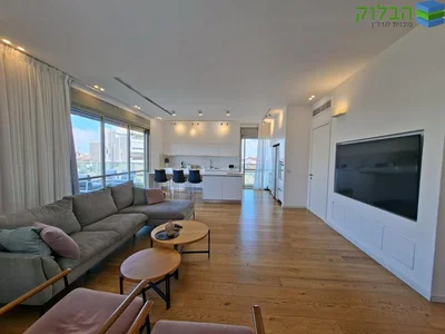 Barrio residencial Vente exclusive le penthouse le plus beau et impressionnant du quartier katznelson tres prise a rishon lezion