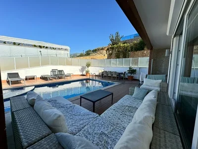 Villa Furnished 4+1 villa with pool in Granada Residence complex.