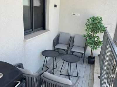 Жилой квартал A ne pas manquer magnifique 4 pieces renove par architecte a vendre proche de la mer bat yam