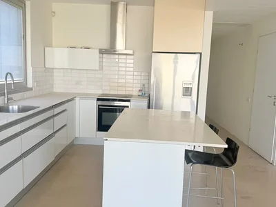 Wohnviertel Rare appartement de plain pied de 4 pieces avec salon double hauteur rue zamenhof tel aviv vieux nord