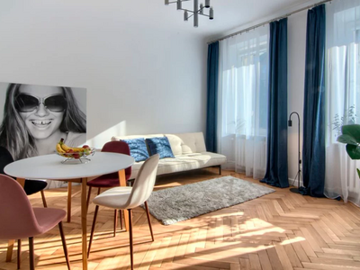 Two-room apartments in Warsaw for €98,000 and more. Stylish options in diferent city districts