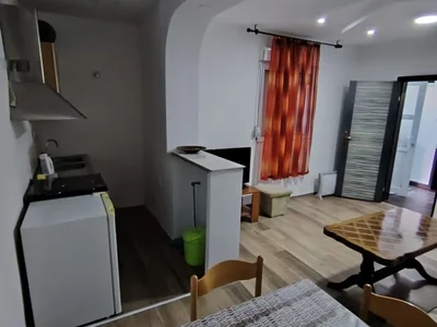Wohnviertel Stan 43 m² na Izdavanje – Momišići, Podgorica