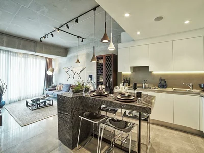 Complexe résidentiel High-rise residence with a park, a swimming pool and a tennis court close to metro stations, in the popular area of Sisli, Istanbul, Turkey
