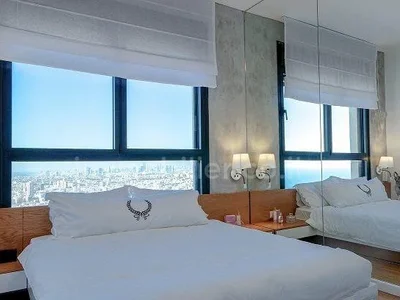 Dzielnica mieszkaniowa 5 pieces a vendre dans la prestigieuse tour nave a bat yam 37e etage concu et optimise par un architecte en premiere ligne de mer avec vue imprenable sur herzliya la cote et les montagnes de jerusalem