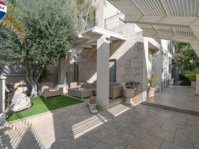 Quartier résidentiel Tournez la clé ! brossez-vous les dents ! et dormez…